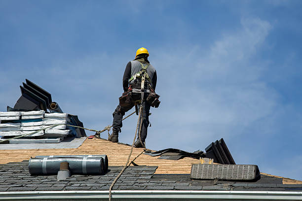 Professional Gutter Installation technician working in De Ruyter, NY